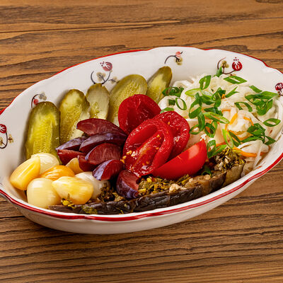 Тарелка домашних солений в Казак по цене 710 ₽