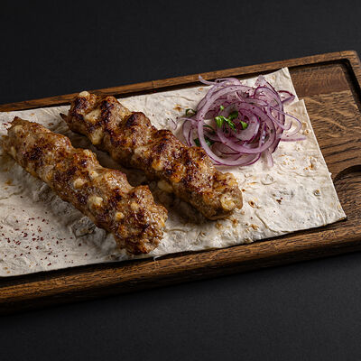 Люля-кебаб из баранины в Mimi по цене 1068 ₽