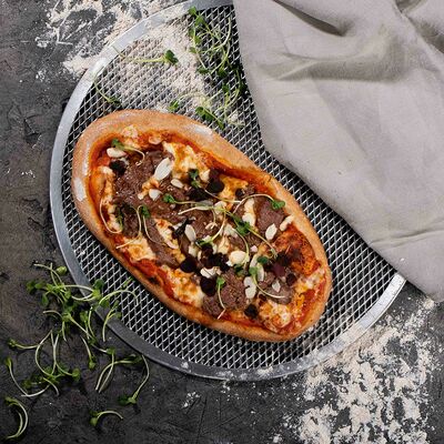 Пиццета с говядиной в Злаки маки по цене 550 ₽