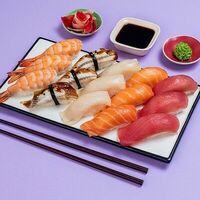 Сет Нигири в SAKURA SUSHI PREMIUM