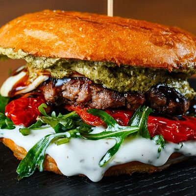 Джёрджо Мескузи в Мясо Bull по цене 399