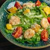 Салат с креветками и кусочками манго в Хочу и буду по цене 850