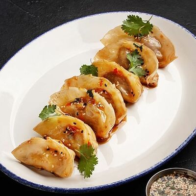 Гедза с креветкой в Морошка по цене 295 ₽