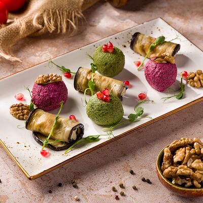 Ассорти пхалив Чакапули по цене 840 ₽