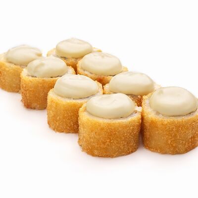 Цезарь темпура с жареным лососем в Гейша суши по цене 630 ₽