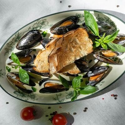 Мидии в сливочном соусе в Modus по цене 1190 ₽