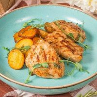 Куриные медальоны с молодым картофелем в Луиджи & Тосё