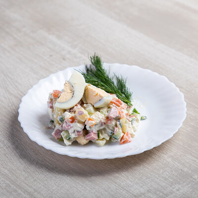 Салат Оливье в Русский чай по цене 150 ₽