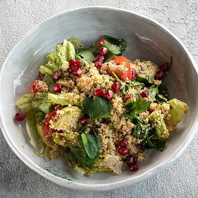 Салат с кус-кусом, кабачком и томатами в Дом Нино по цене 430