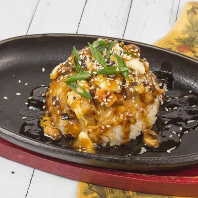 Вулкан с морепродуктами в Луиджи & Тосё по цене 179