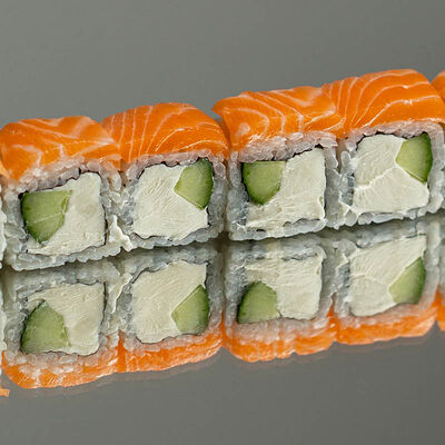 Филадельфия Light в Takumi Sushi по цене 53000 сум