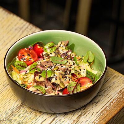 Салат с брискетом в Top Hop по цене 705 ₽