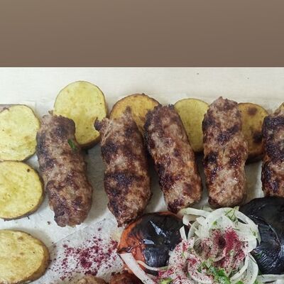 Картофель на мангале в Шах и кебаб по цене 170 ₽