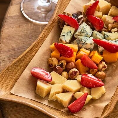 Сырные деликатесы в AGATA по цене 905 ₽