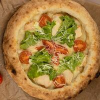 Пицца Цезарь с курицей в XFood