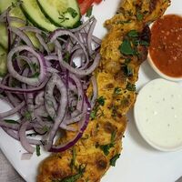 Шашлык куриный на углях с гарниром в Super Кебаб