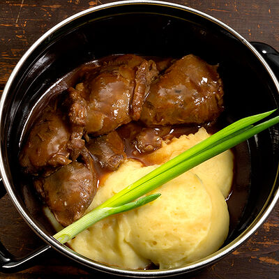 Щечки с картофельным пюре в Колбасофф по цене 550