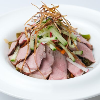 Фунчоза с утиной грудкой и овощами в Cafeshion по цене 690 ₽