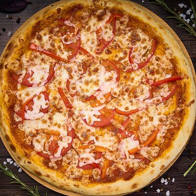 Маргарита большая пицца в Татмак по цене 560 ₽