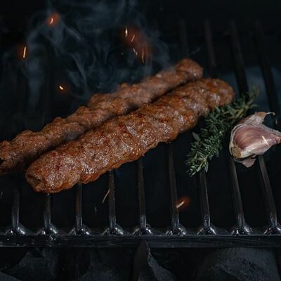 Люля-кебаб из телятины в Много Мяса по цене 589 ₽