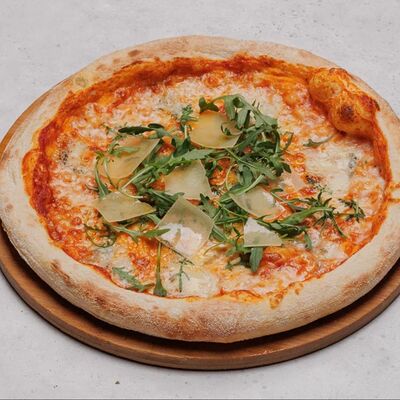 Пицца Сырная в Амстердам по цене 580 ₽