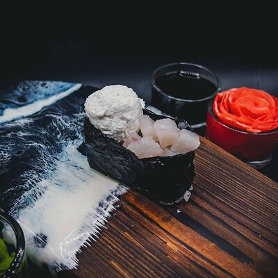 Гункан чиз окунь в Sushi Time по цене 160 ₽