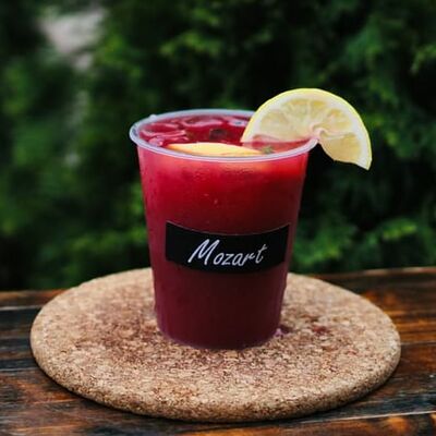 Малина - Личи МАЛЕНЬКИЙ в Кофейня Mozart по цене 310 ₽