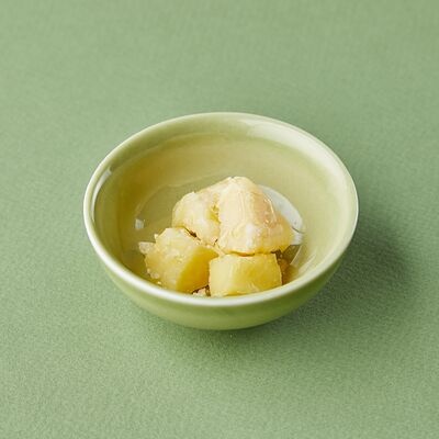 Пармезан с медом в Zest Coffee & Wine по цене 150 ₽