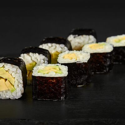 Маки с авокадо в Суши муши по цене 199 ₽