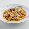 С щечками и вяленными томатами в Parmesano по цене 660