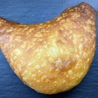 Пирожок с капустой и яйцом в LaCrema