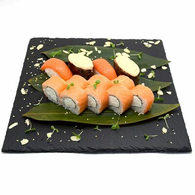 Сет лососевый в Sushi kim по цене 1456 ₽