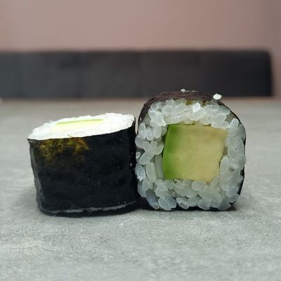 Ролл с авокадо в Кэйго доставка по цене 205 ₽