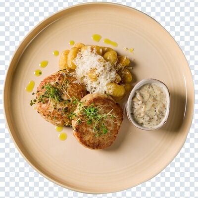 Куриные котлетки с трюфельно-грибным соусом и жареными ньокками в Меркато по цене 790 ₽