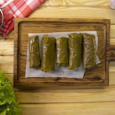 Долма из баранины в винoградных листьями в Заречный по цене 490 ₽
