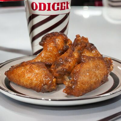 Крылышки Кисло-сладкие в Sliders по цене 799 ₽