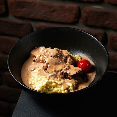 Говяжья щечка с птитимом в Encore Ervier по цене 840 ₽