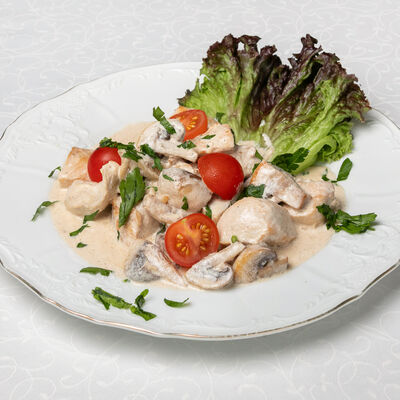 Курица в сливочном соусе в Карина по цене 350