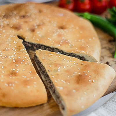 Пирог с бараниной в Вот Такие Пироги по цене 1010 ₽