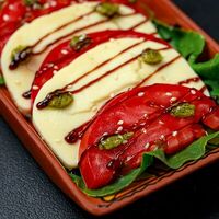 Закуска по-кавказски в Хачучачу