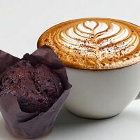 Авторский кофе и маффин в Side Coffee