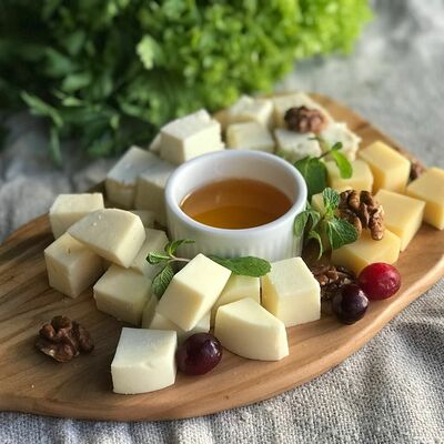 Сырное ассорти в Шаурма на мангале 24 по цене 580 ₽