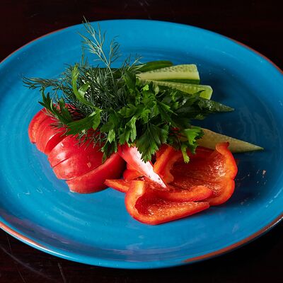 Овощи свежие в Lions Head по цене 520 ₽