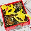Подарочный набор свеча с аромасаше жёлтая лошадка качалка ручной работы в Дарите красиво по цене 3890