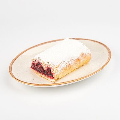 Вишневый штрудель в Kitchen по цене 550