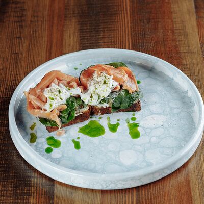 Брускетты с лососем в Потроха по цене 389