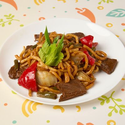 Лагман с говядиной жареный в Баракат по цене 389 ₽