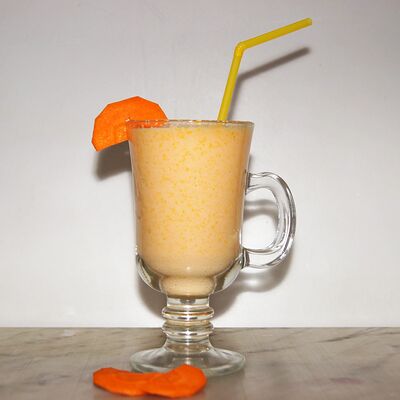 Коктейль из молока сливок и моркови в Халяль по цене 290 ₽