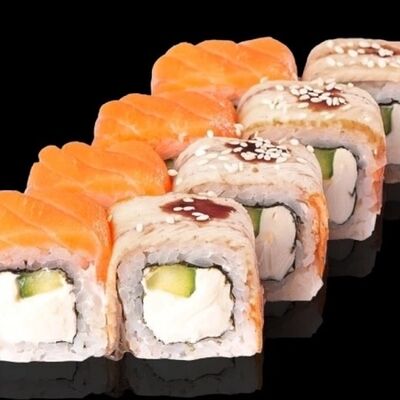 Микс-ролл в Nami Sushi-Bar по цене 569 ₽