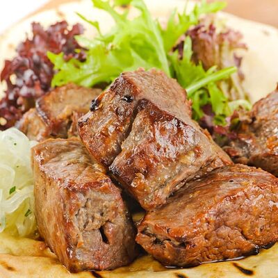 Шашлык из телятины в Альбатрос по цене 870 ₽